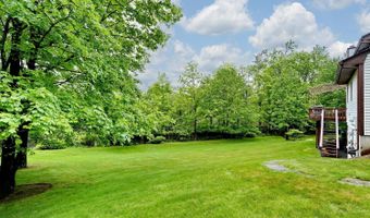 3 Larissa Ct, Airmont, NY 10952