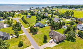 100 Whispering Pines Ct, Aydlett, NC 27916