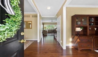226 Arbor Trails Dr, Ballwin, MO 63021