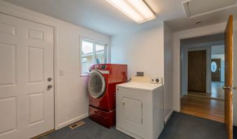 2322 Shattuck Ave, Casper, WY 82601