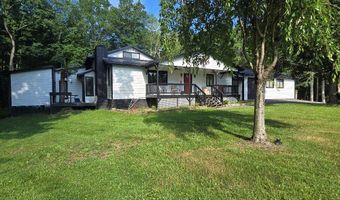 889 Old Grandview Rd, Beaver, WV 25813