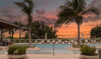 1020 SUNSET POINT Rd 213, Clearwater, FL 33755