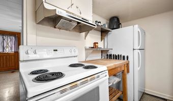 285 Division St, Algoma, WI 54201