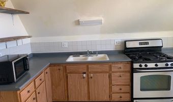 114 W 5TH St 3, Bayonne, NJ 07002