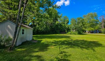 14 Helen St, Auburn, ME 04210