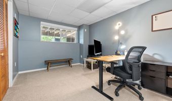 1658 PINEWIND Dr, Alburtis, PA 18011