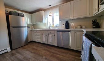31 Primrose Ln D, North Providence, RI 02904