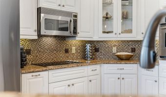 6420 SUNSET BAY Cir, Apollo Beach, FL 33572