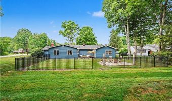 1223 Aurora Hill Dr, Aurora, OH 44202