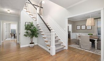 5 Morgan Ct, Lincoln, RI 02865