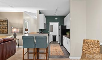 2000 Olde Eastwood Village Blvd C-206, Asheville, NC 28803