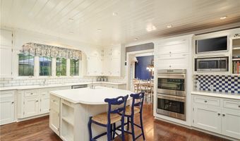 47 S Wheaton Rd, Akron, OH 44313