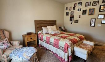 135 Cambridge Dr, Dayton, NV 89403