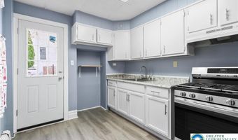 424 W Cedar St, Allentown, PA 18102