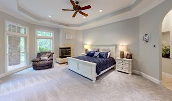 1 Albemarle Ln, Barboursville, WV 25504