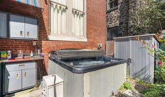 106 E CHASE St, Baltimore, MD 21202