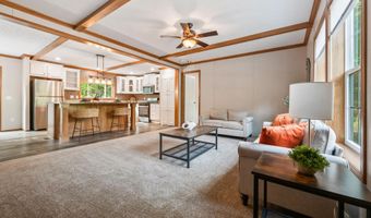 33 Old Bridge Ct, Effingham, NH 03882