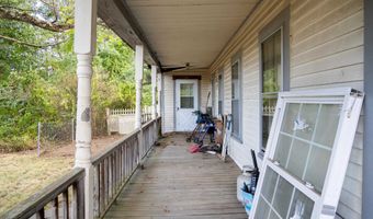 66 Chestnut Hill Rd, Rochester, NH 03867