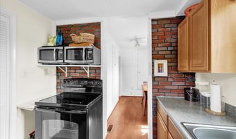 325 E LANCASTER Ave, Reading, PA 19607