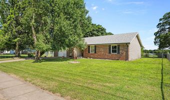 800 E Prairie Ln, Ash Grove, MO 65604