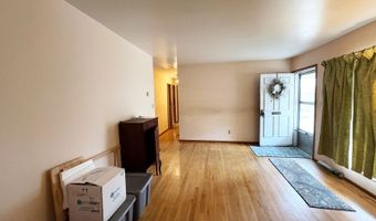 42 Walker St, Athens, OH 45701