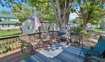 911 E 5th St, Altamont, KS 67330