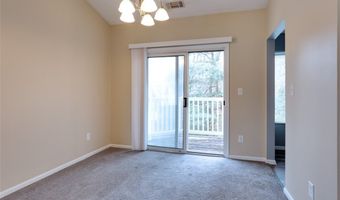 362 Village Pointe Dr, Akron, OH 44313