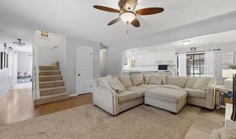 4645 N Hillcrest St, Bel Aire, KS 67220