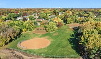 148 Spruce Dr, Apple Valley, MN 55124