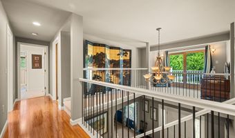 79 Apple Blossom Rd, Barre, VT 05641