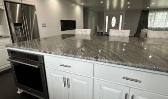 711 1ST St, Brookings, OR 97415