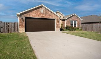 6704 Pilgrim Rd, Bentonville, AR 72713