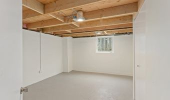 504 ABERNETHY Rd, Oregon City, OR 97045
