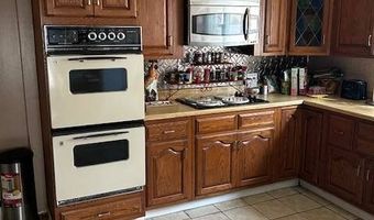 225-227 W Main St, Amsterdam, NY 12010