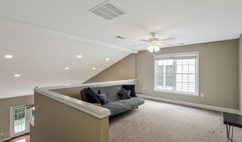 20432 BUNKER HILL Way, Ashburn, VA 20147
