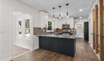 1658 Altadena, Atlanta, GA 30311