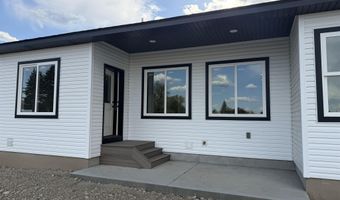 9 N 460 W Bishop Dr, Blackfoot, ID 83221