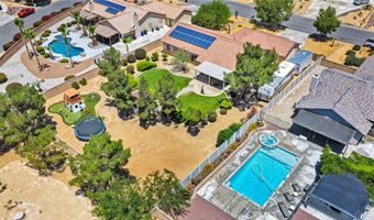 19581 Powhatan Rd, Apple Valley, CA 92308
