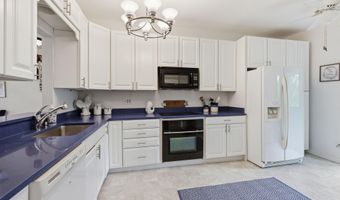 2102 CHESAPEAKE HARBOUR Dr E, Annapolis, MD 21403
