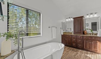 5759 W DRAKE Ct, Chandler, AZ 85226
