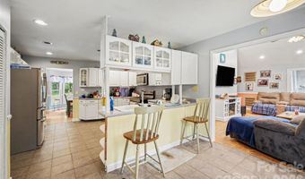 433 Foster Lake Rd, Blacksburg, SC 29702