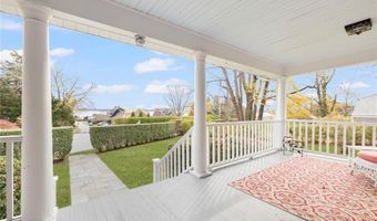 63 Longfellow Rd, Jamestown, RI 02835