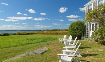 8 Taylor's Ln N, Little Compton, RI 02837