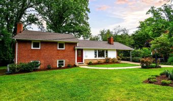 5701 RADNOR Ct, Bethesda, MD 20817