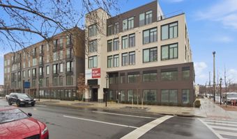 701 N HENRY St 210, Alexandria, VA 22314