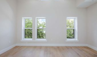 722 KENYON St NW A, Washington, DC 20010