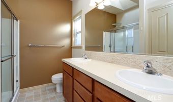 5862 N Bremerton Pl, Boise, ID 83714