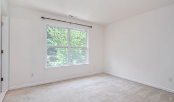 15 Caldwell Ter, Danbury, CT 06810