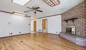 602 Sunglow Ave, Alamogordo, NM 88310