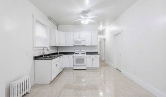 320 Quail St #1, Albany, NY 12208